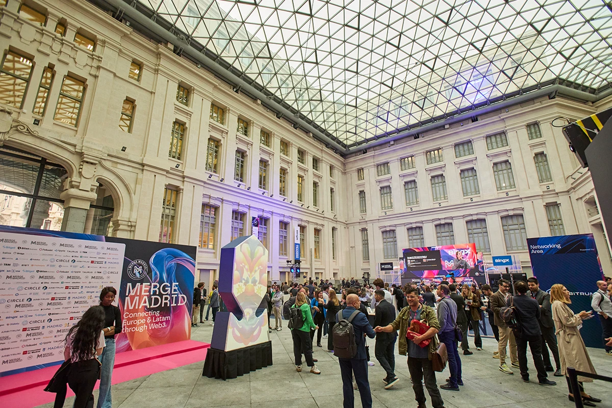 Merge Madrid - Branding para convención de Web3 y Blockchain